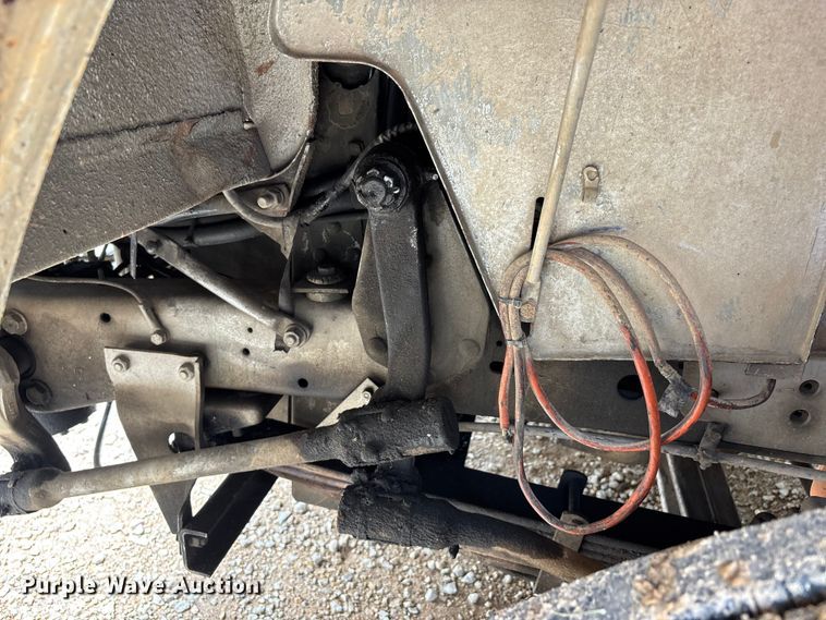 image for item DU1277 1979 International CO1950B pumper fire truck