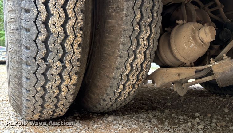 image for item DU1277 1979 International CO1950B pumper fire truck