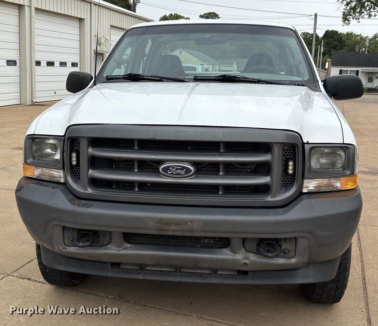 image for item DU1299 2003 Ford F250 Super Duty Crew Cab pickup truck