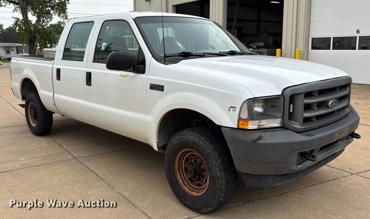 image for item DU1299 2003 Ford F250 Super Duty Crew Cab pickup truck