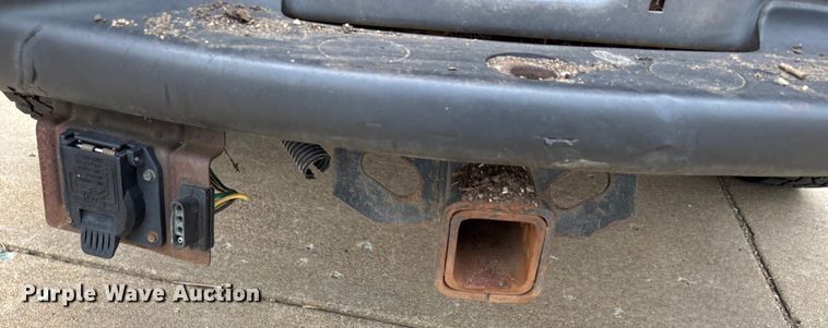 image for item DU1299 2003 Ford F250 Super Duty Crew Cab pickup truck