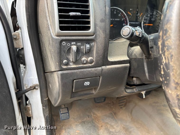 image for item DU1300 2012 Chevrolet Colorado pickup truck