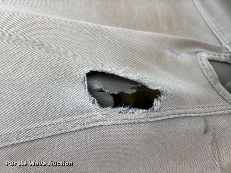 image for item DU1301 2012 Chevrolet Colorado pickup truck