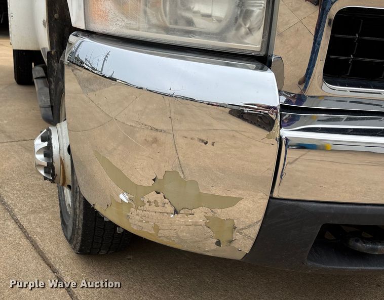 image for item DU1302 2010 Chevrolet Silverado 3500HD Crew Cab utility bed pickup truck