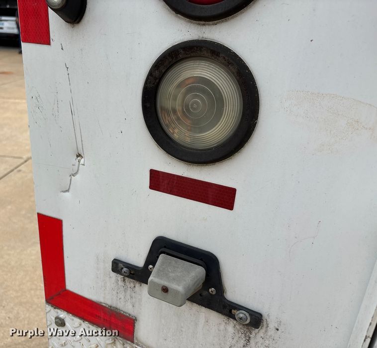 image for item DU1302 2010 Chevrolet Silverado 3500HD Crew Cab utility bed pickup truck