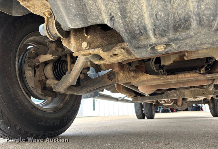 image for item DU1302 2010 Chevrolet Silverado 3500HD Crew Cab utility bed pickup truck