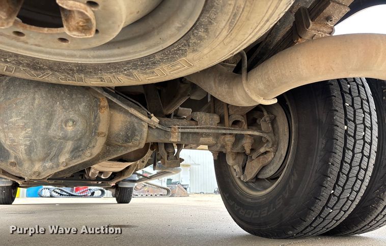 image for item DU1302 2010 Chevrolet Silverado 3500HD Crew Cab utility bed pickup truck