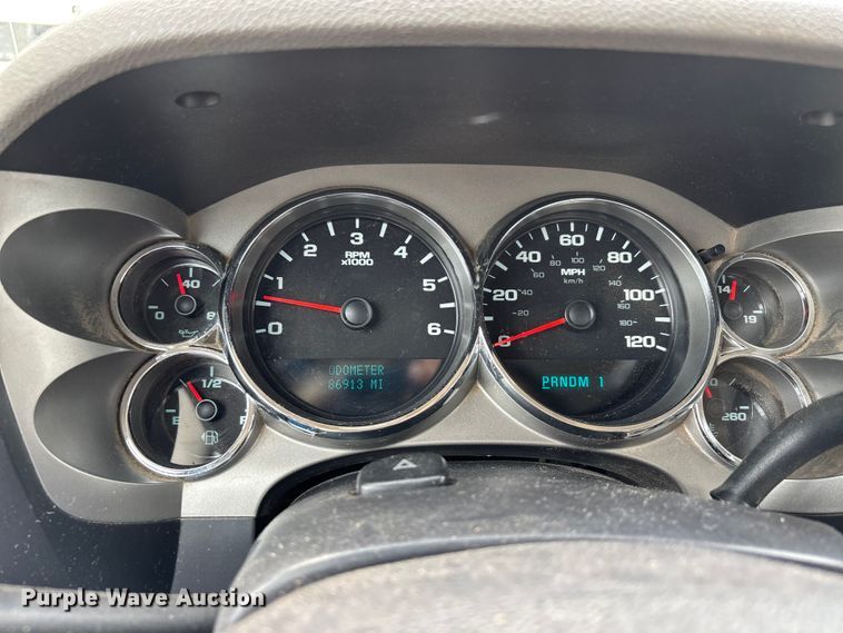 image for item DU1302 2010 Chevrolet Silverado 3500HD Crew Cab utility bed pickup truck