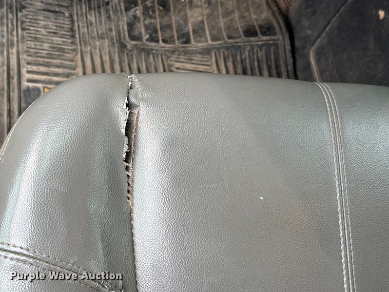 image for item DU1302 2010 Chevrolet Silverado 3500HD Crew Cab utility bed pickup truck