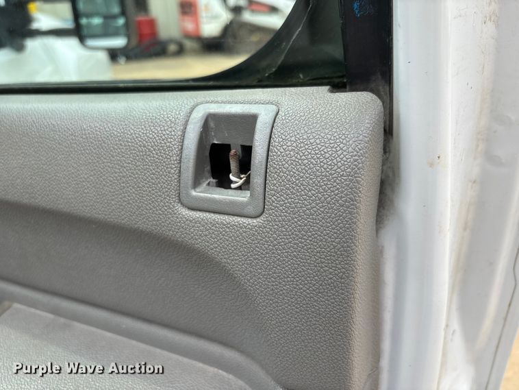 image for item DU1302 2010 Chevrolet Silverado 3500HD Crew Cab utility bed pickup truck