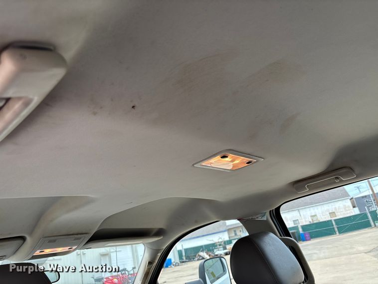 image for item DU1302 2010 Chevrolet Silverado 3500HD Crew Cab utility bed pickup truck