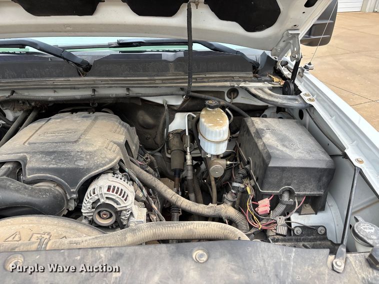 image for item DU1302 2010 Chevrolet Silverado 3500HD Crew Cab utility bed pickup truck