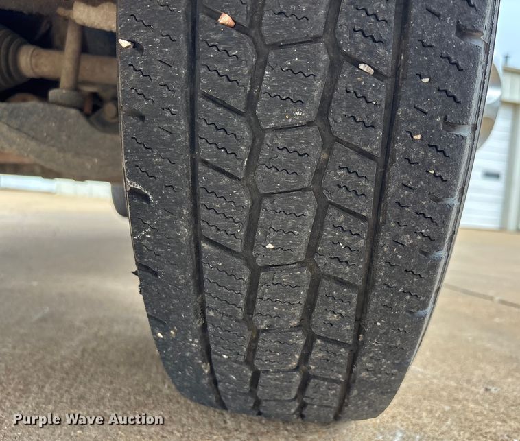 image for item DU1302 2010 Chevrolet Silverado 3500HD Crew Cab utility bed pickup truck