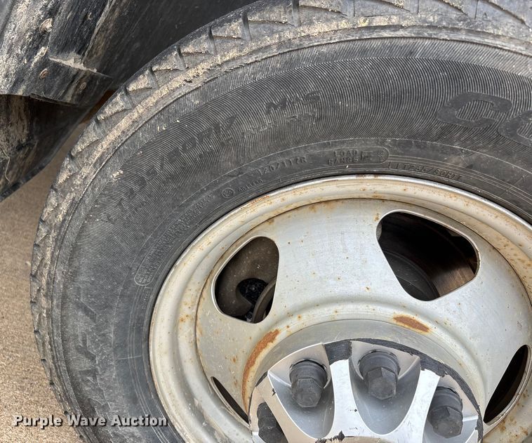 image for item DU1302 2010 Chevrolet Silverado 3500HD Crew Cab utility bed pickup truck