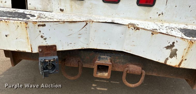 image for item DU1303 2005 Ford F350 Super Duty utility bed pickup truck