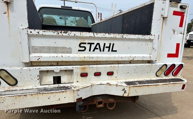 image for item DU1303 2005 Ford F350 Super Duty utility bed pickup truck