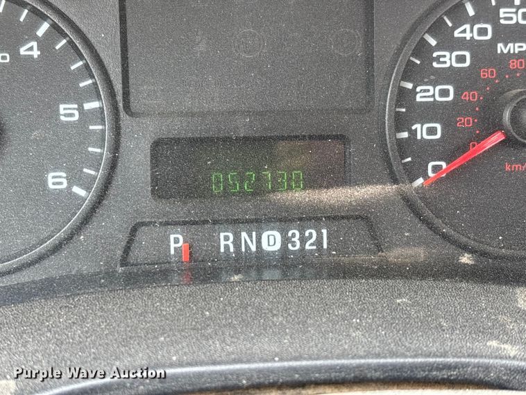 image for item DU1303 2005 Ford F350 Super Duty utility bed pickup truck