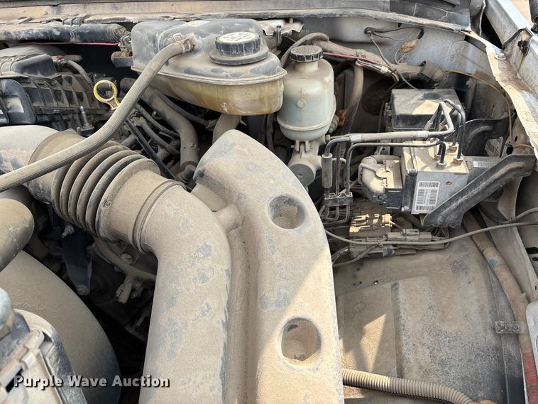 image for item DU1303 2005 Ford F350 Super Duty utility bed pickup truck