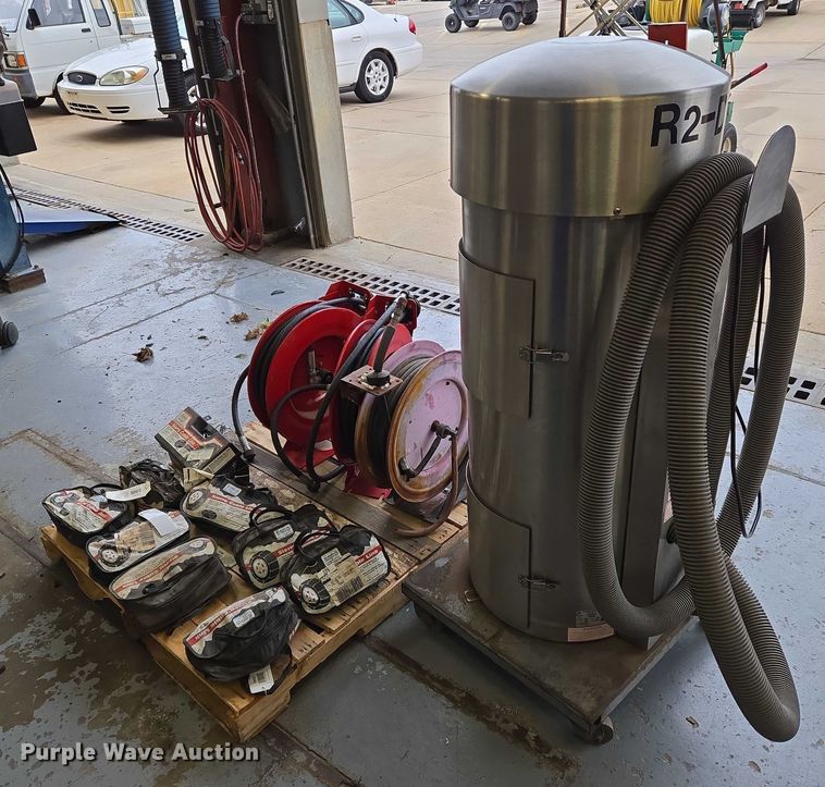 image for item DU6764 Automotive equipment