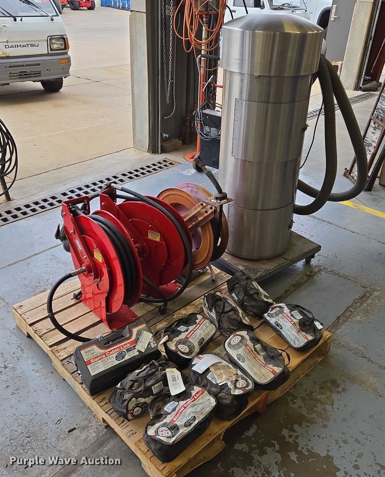 image for item DU6764 Automotive equipment