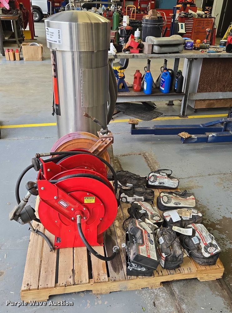 image for item DU6764 Automotive equipment