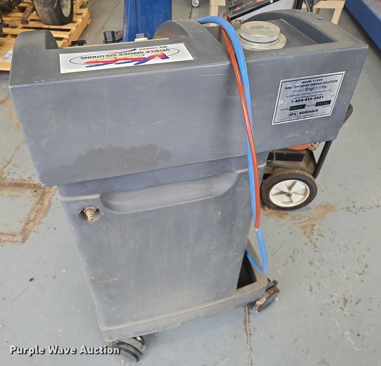 image for item DU6766 Automotive service equipment