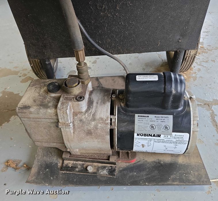 image for item DU6766 Automotive service equipment