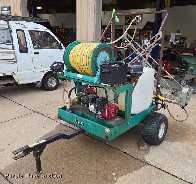 image for item DU6767 Lesco sprayer trailer