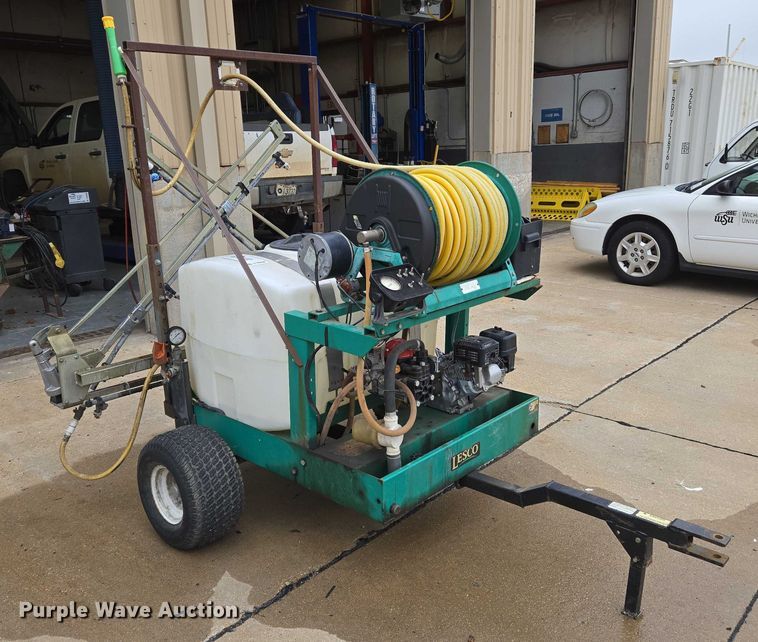 image for item DU6767 Lesco sprayer trailer