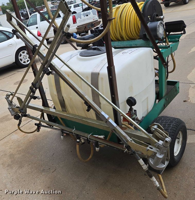 image for item DU6767 Lesco sprayer trailer