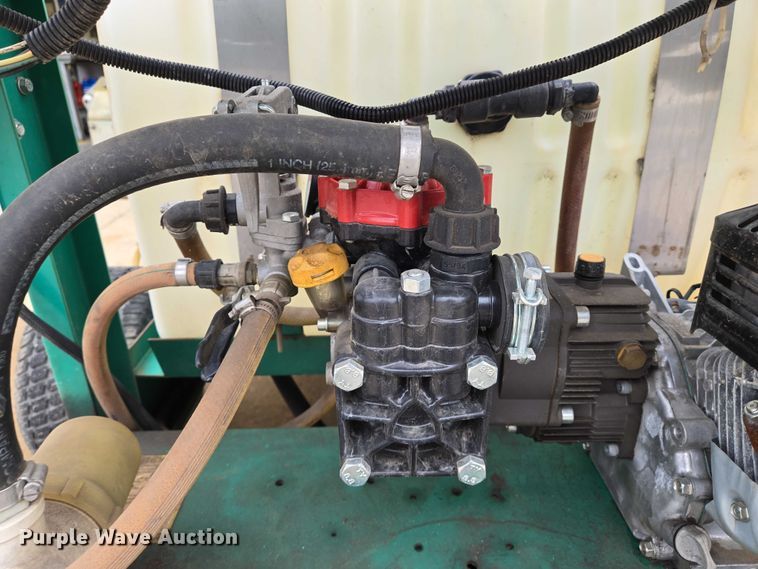 image for item DU6767 Lesco sprayer trailer