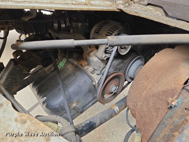 image for item DU6768 1992 Daihatsu S80LP-JTRK mini truck