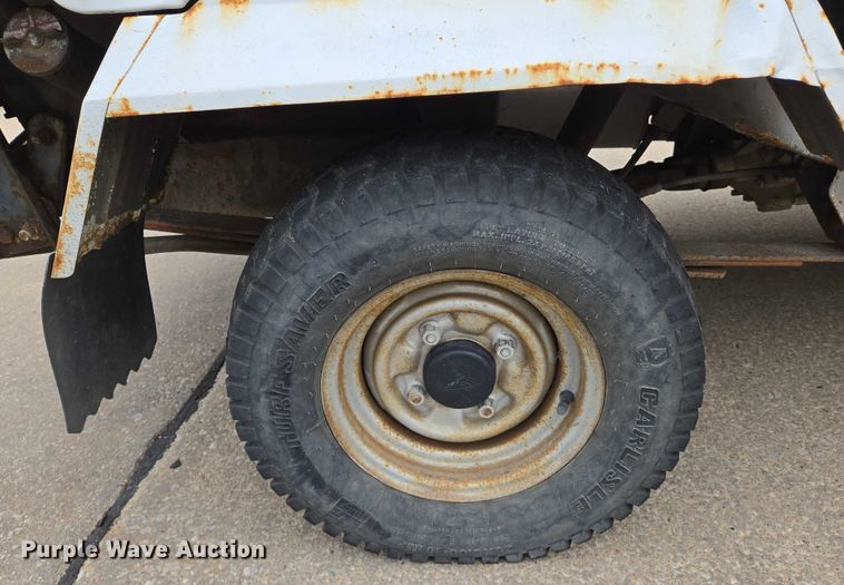 image for item DU6768 1992 Daihatsu S80LP-JTRK mini truck