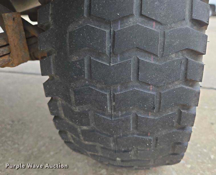 image for item DU6768 1992 Daihatsu S80LP-JTRK mini truck