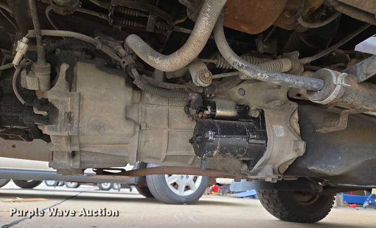 image for item DU6771 1996 Daihatsu S80LP-JTRK mini truck