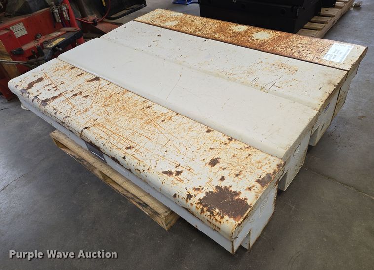 image for item DU6775 (4) toolboxes