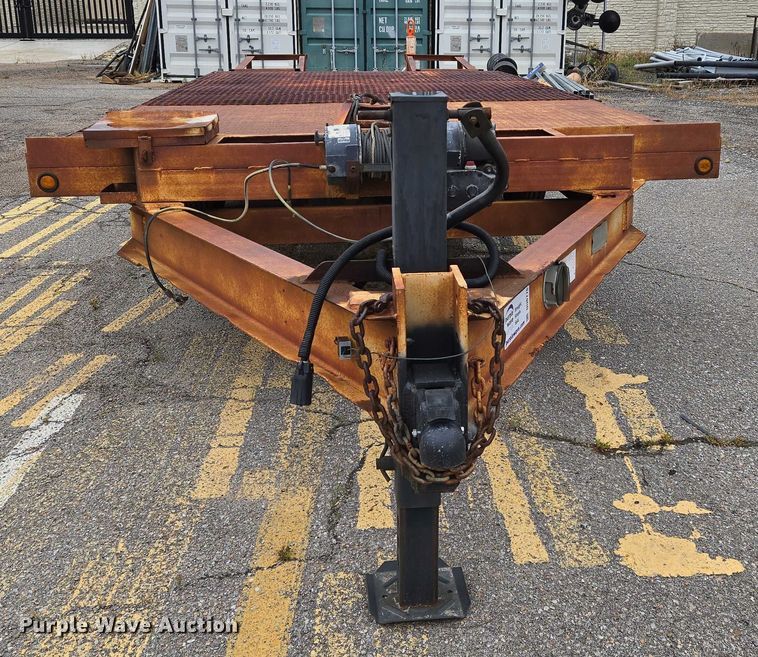 image for item DU6776 1979 JFW equipment trailer