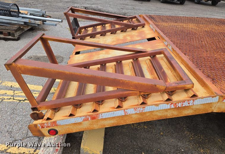 image for item DU6776 1979 JFW equipment trailer