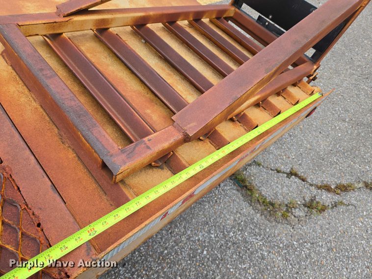 image for item DU6776 1979 JFW equipment trailer