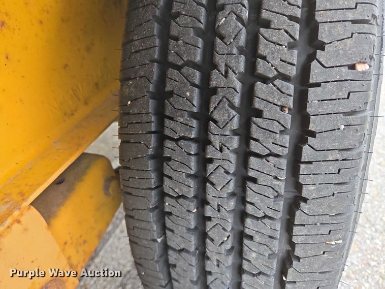 image for item DU6776 1979 JFW equipment trailer