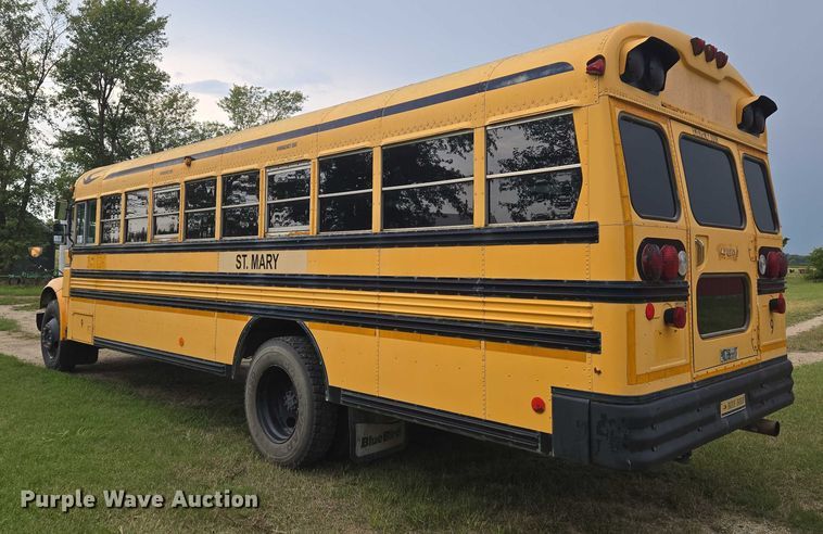 image for item DU6878 1996 International 3800 school bus