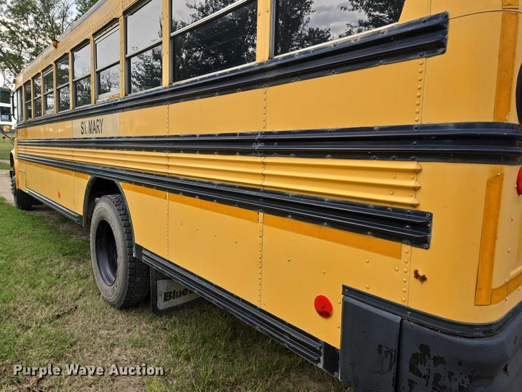 image for item DU6878 1996 International 3800 school bus