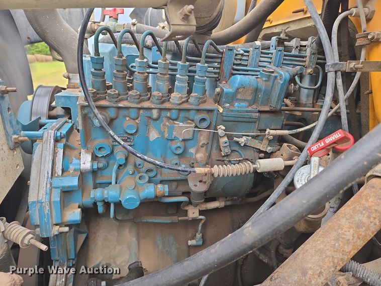 image for item DU6878 1996 International 3800 school bus