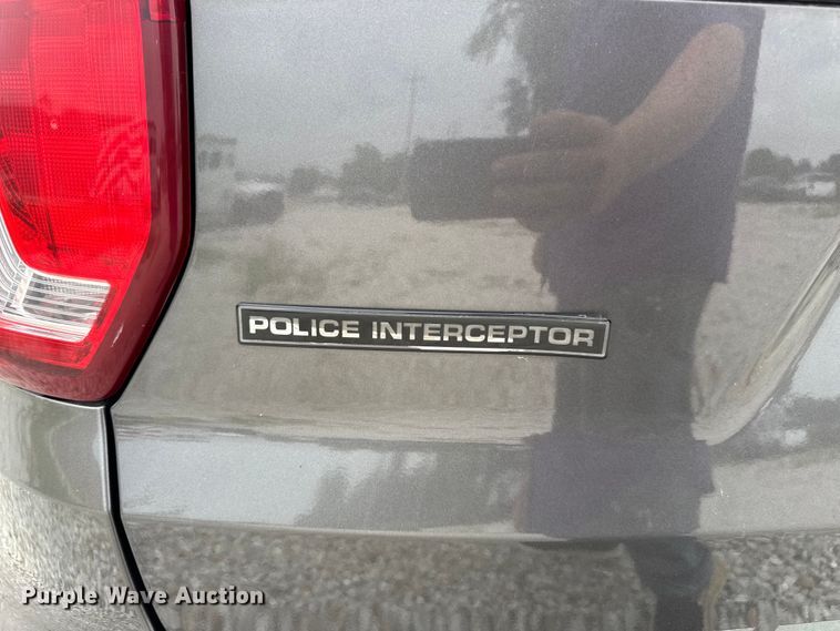 image for item DW3463 2017 Ford Explorer Police Interceptor SUV
