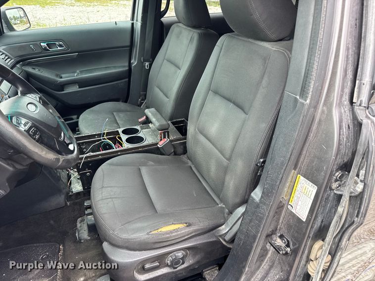 image for item DW3463 2017 Ford Explorer Police Interceptor SUV