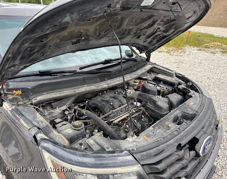 image for item DW3463 2017 Ford Explorer Police Interceptor SUV