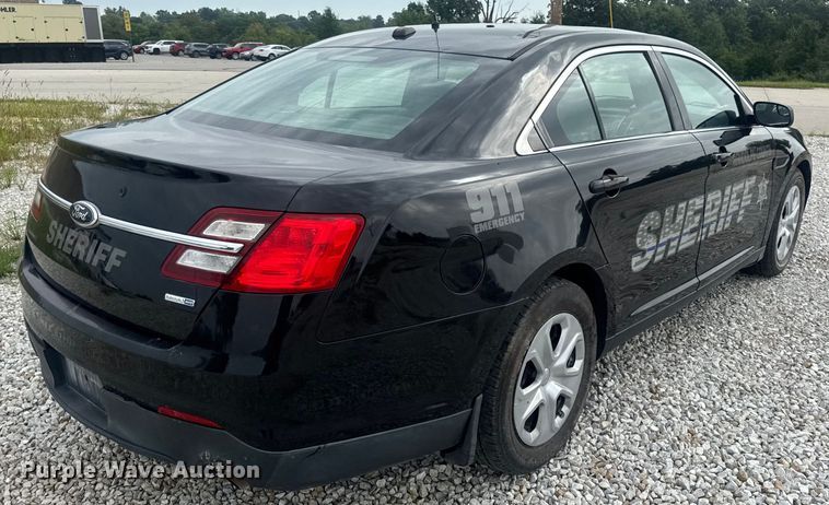 image for item DW3464 2013 Ford Taurus Police 