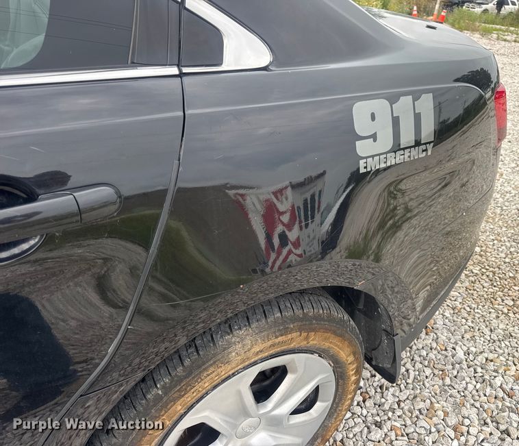 image for item DW3464 2013 Ford Taurus Police 