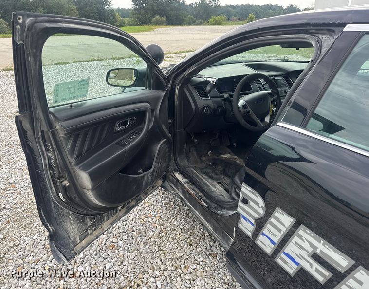 image for item DW3464 2013 Ford Taurus Police 