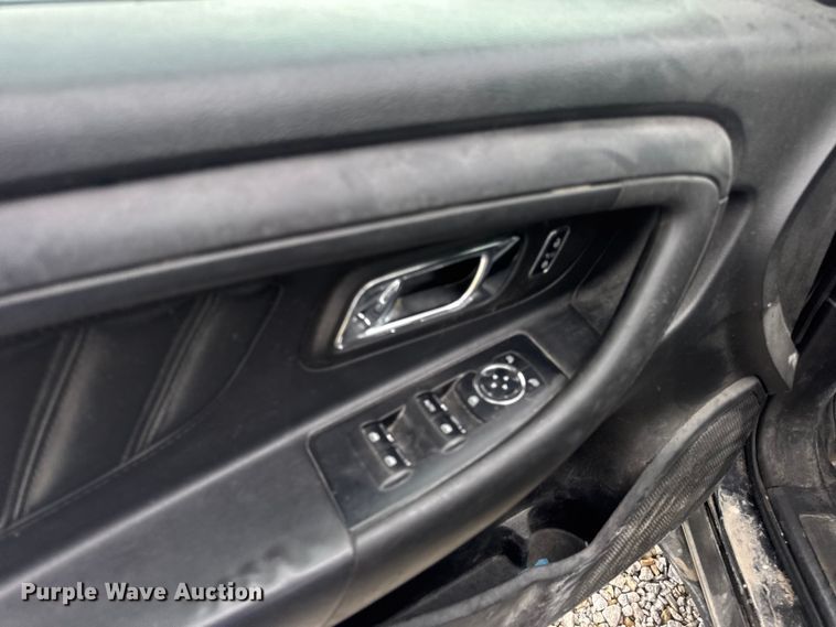 image for item DW3464 2013 Ford Taurus Police 